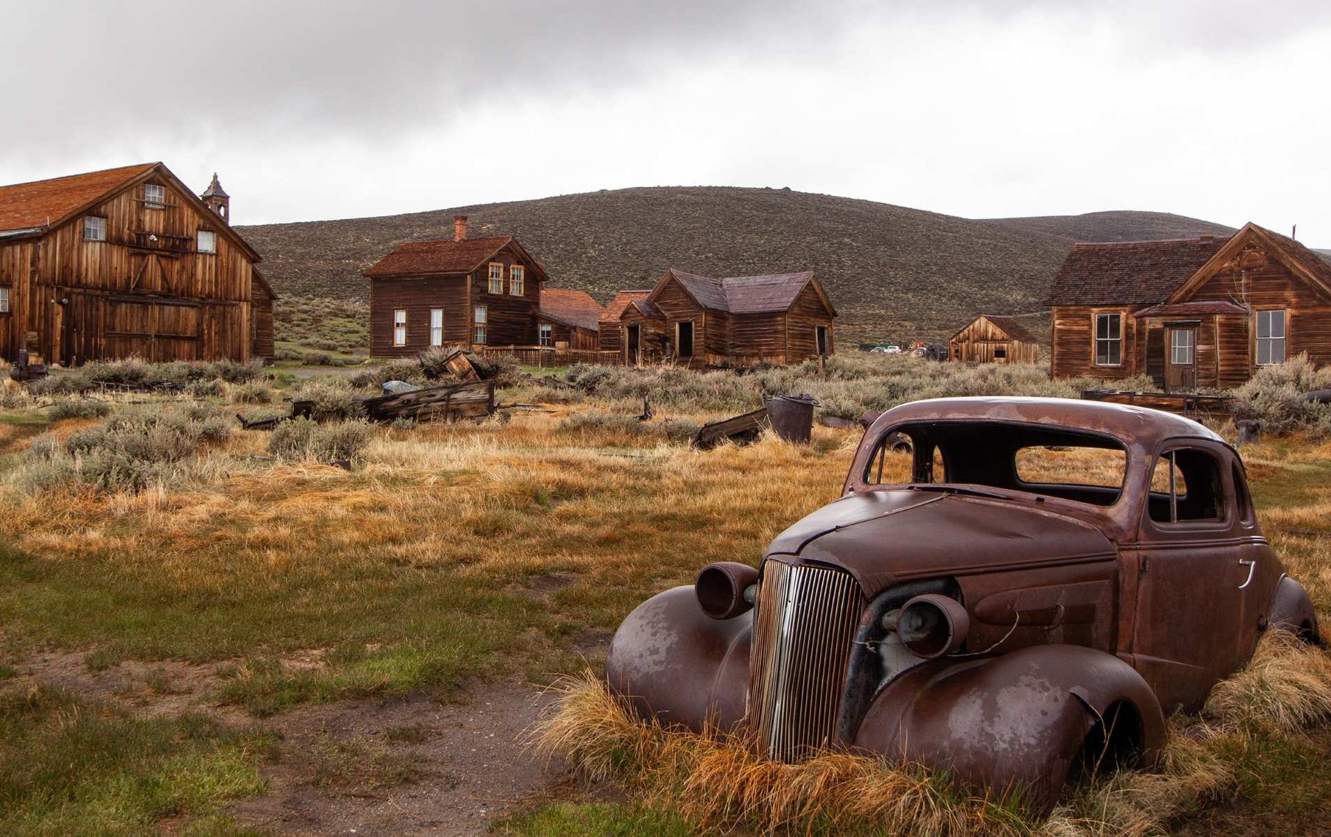 Hidden Ghost Towns Of The American West | TouristSecrets