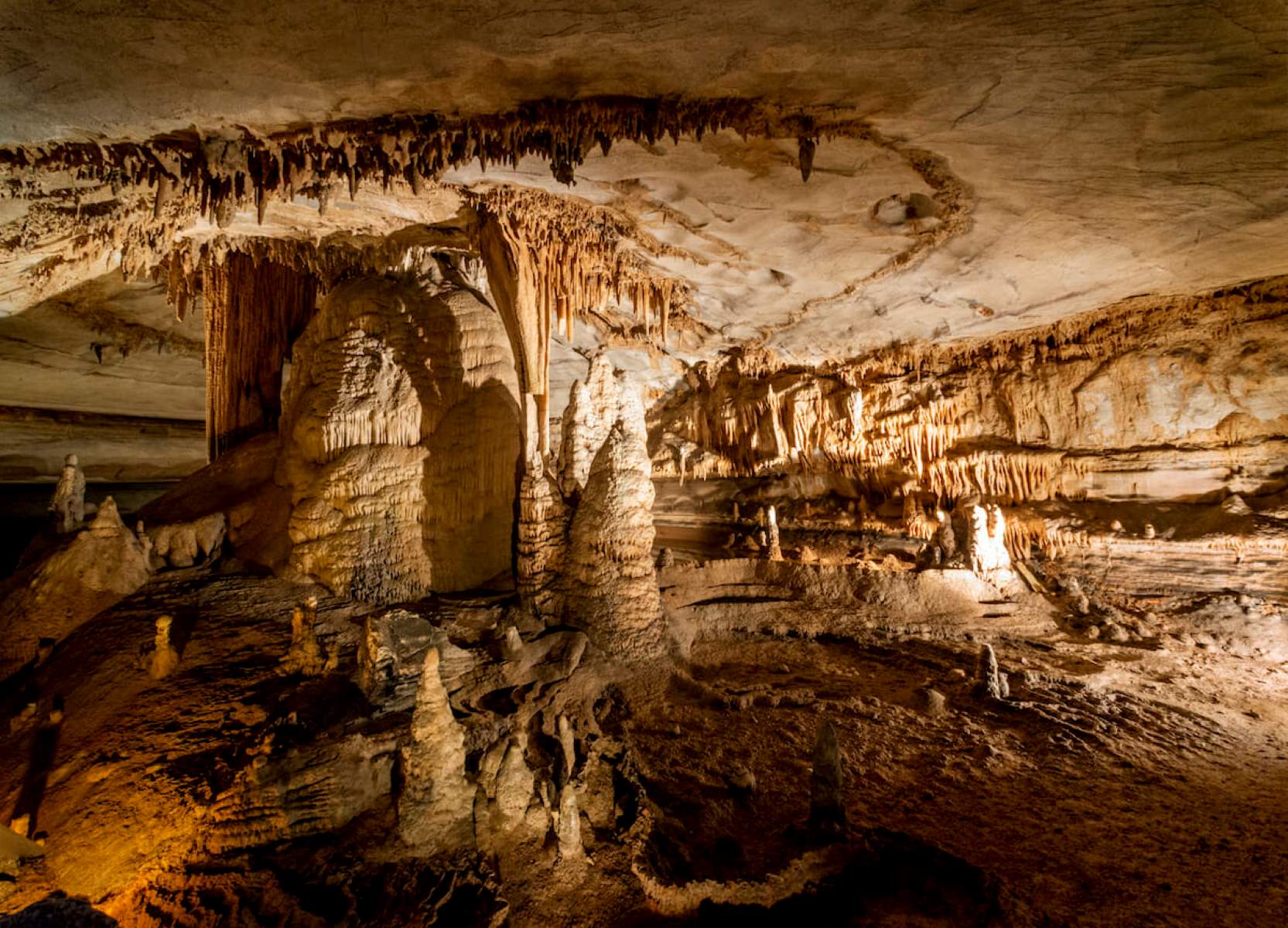 Hidden Underground Caves Of Arkansas 