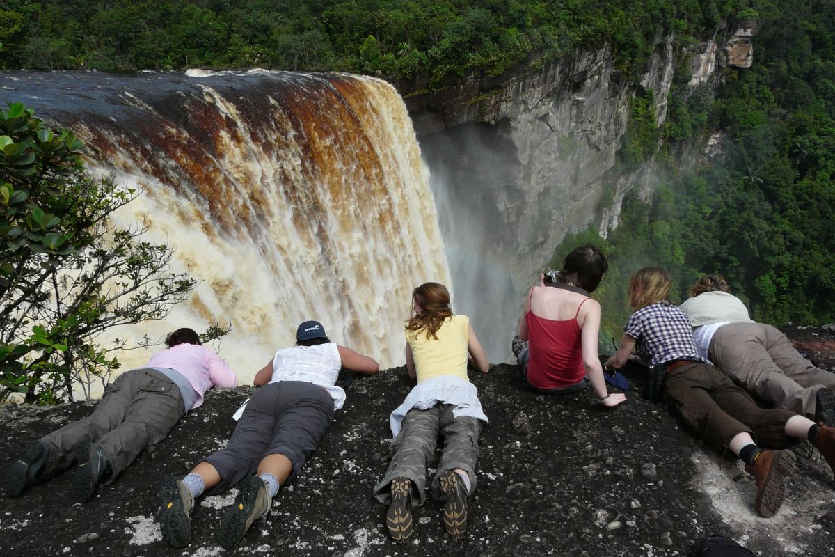 kaieteur-falls-hidden-jungle-flight-adventure