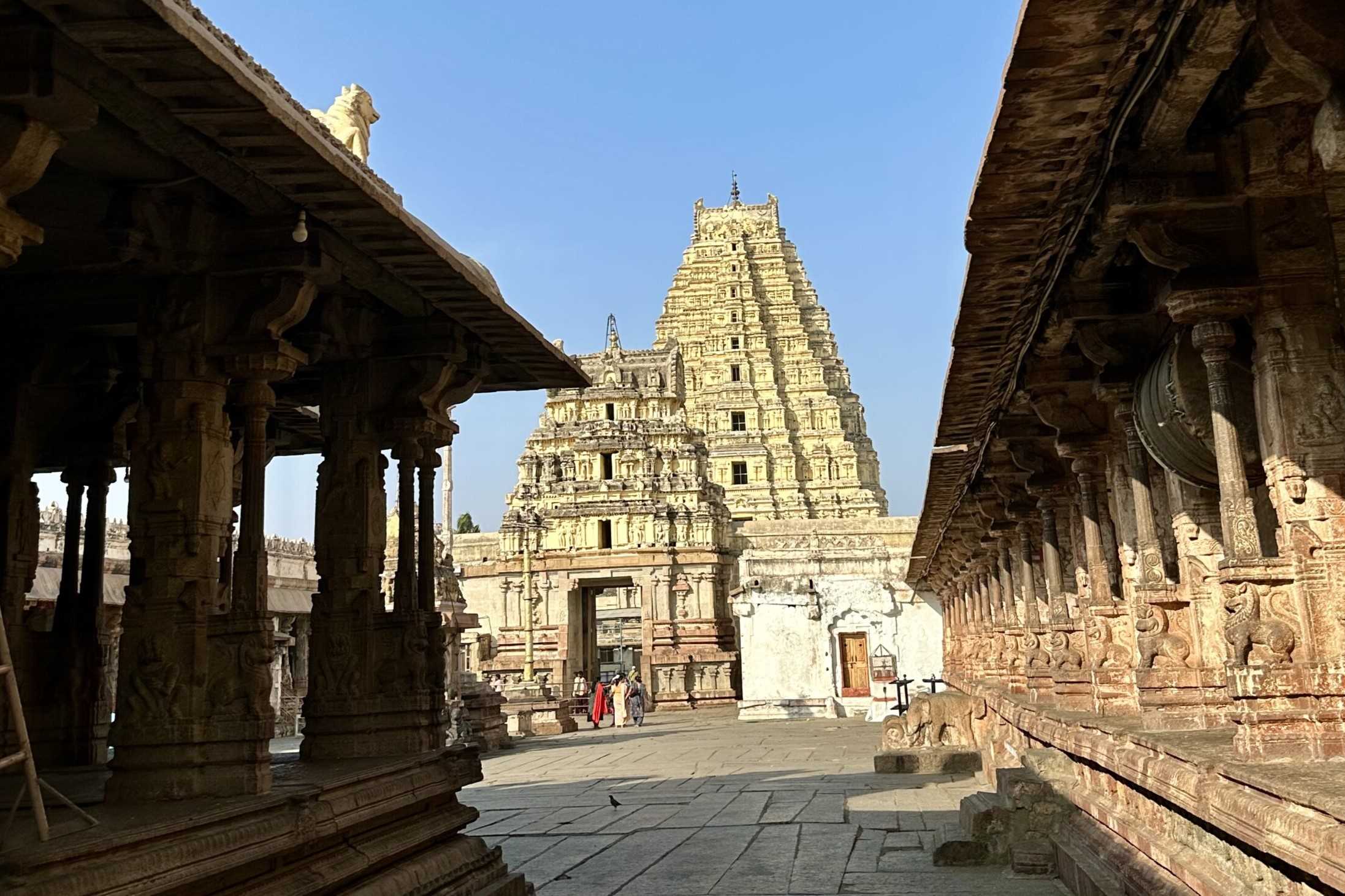 mysteries-of-hampi-temple