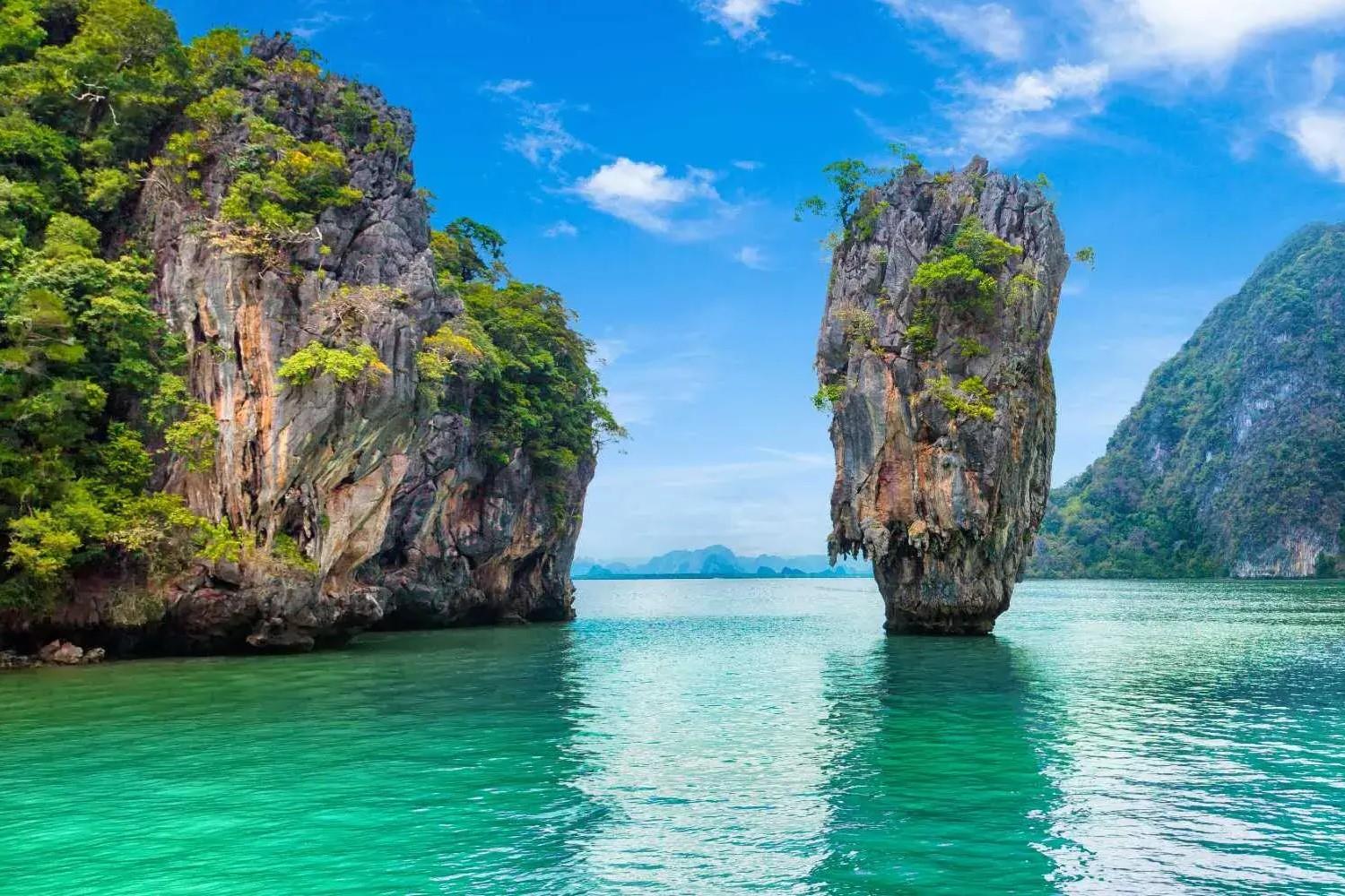 mystery-of-phang-nga-bays-james-bond-island