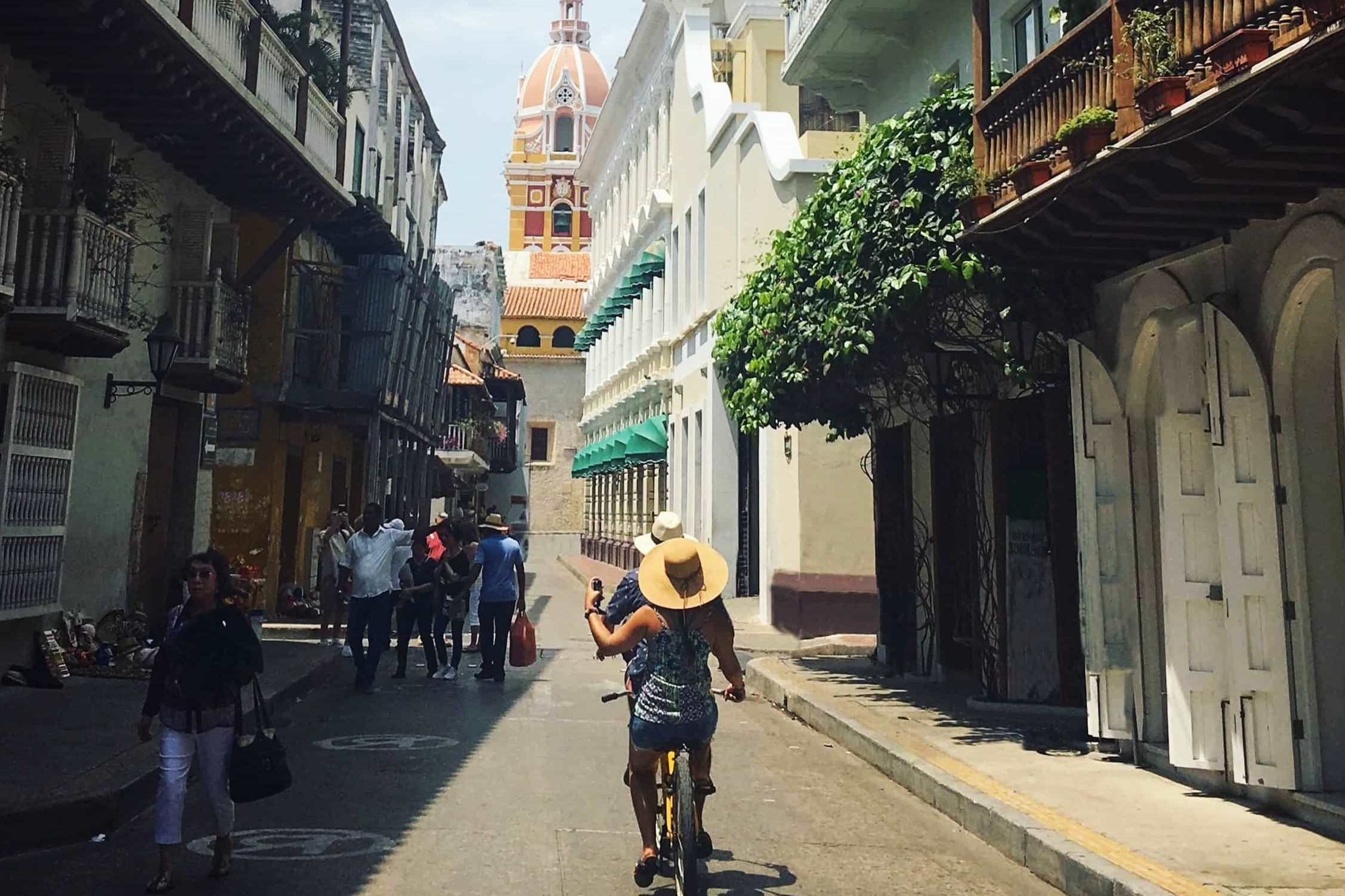 secrets-of-cartagena-old-town-walking-tour