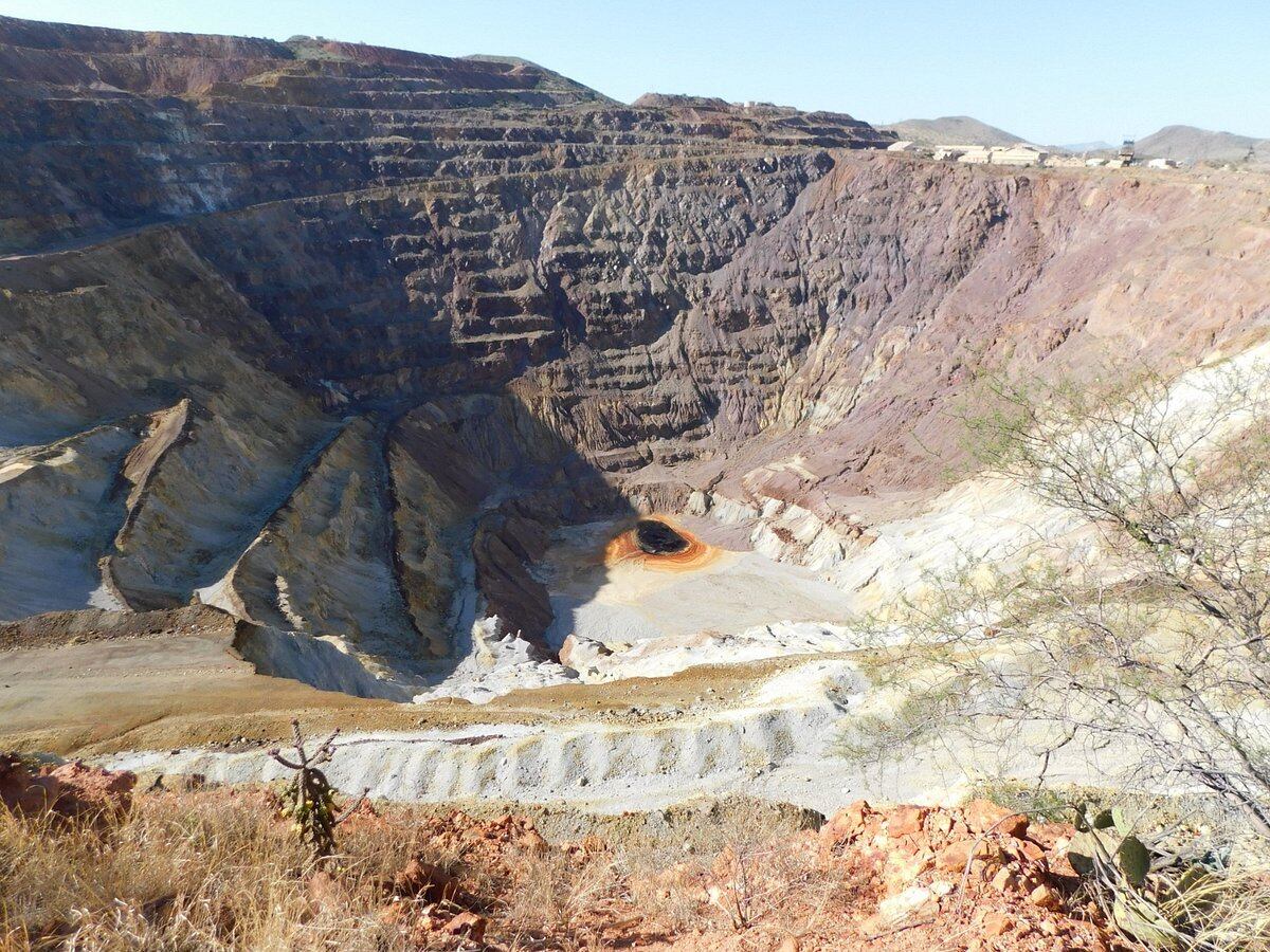 unveil-the-mystique-of-bisbees-lavender-pit-mine