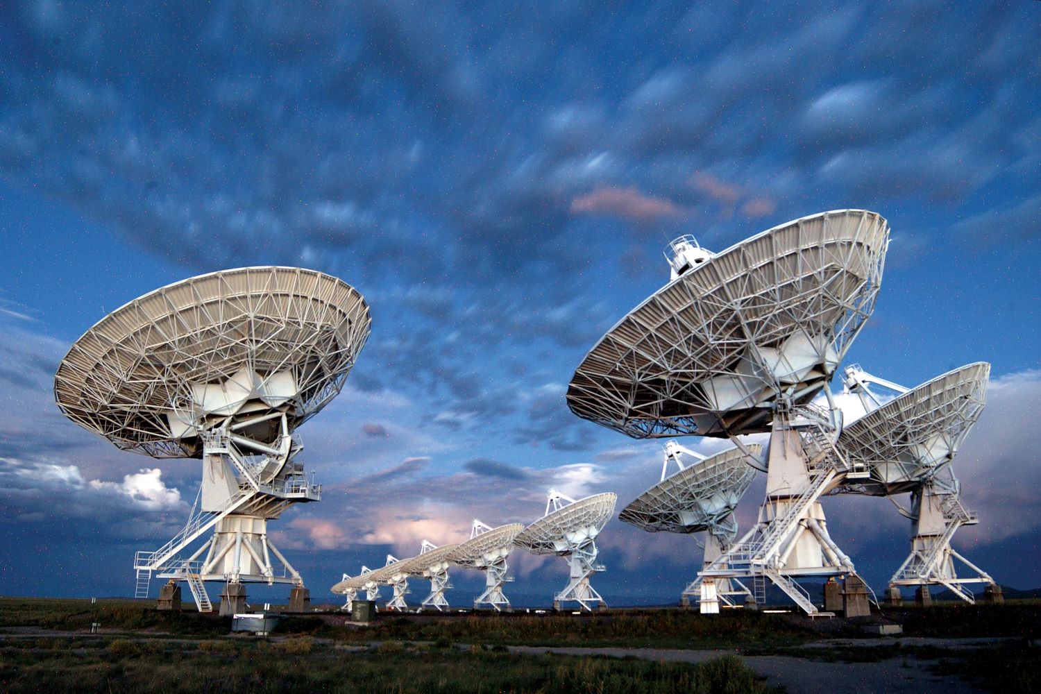 unveiling-the-wonders-of-the-very-large-array