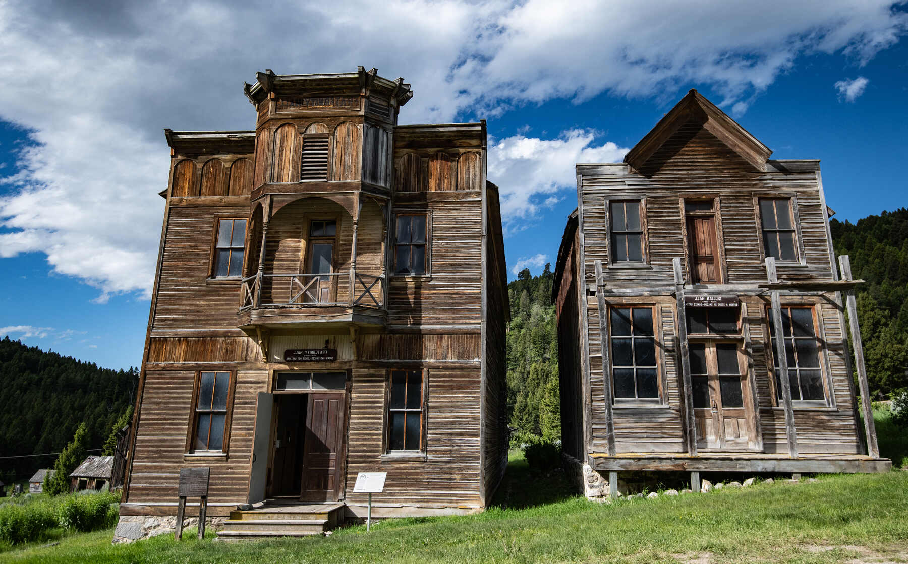 Exploring The Hidden Ghost Towns Of Montana | TouristSecrets ...