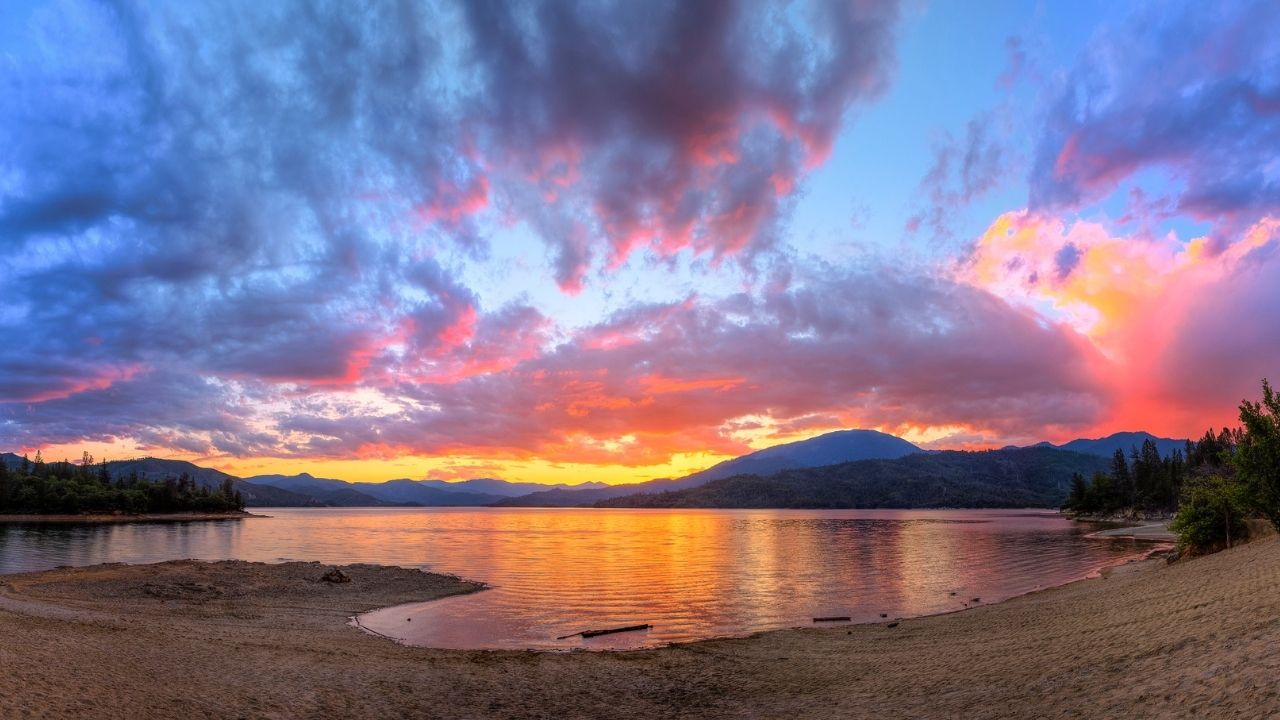 Mystery Lakes Of Whiskeytown California TouristSecrets