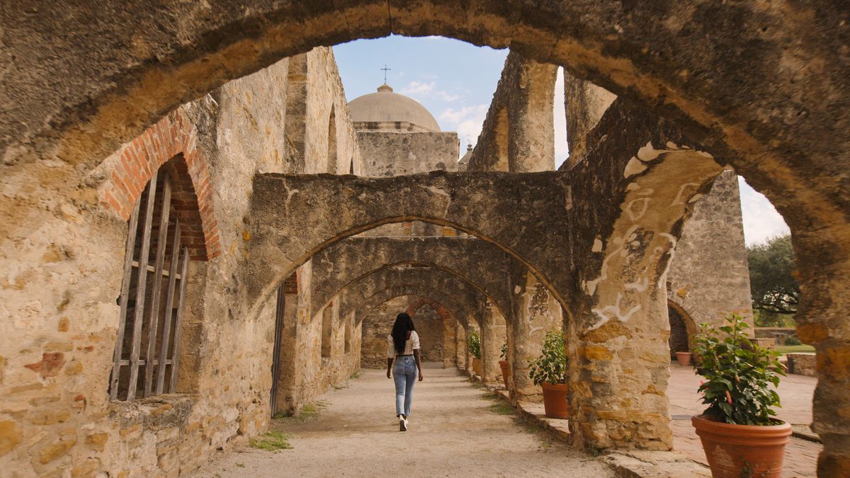 San Antonio's Secret Missions Pathway TouristSecrets