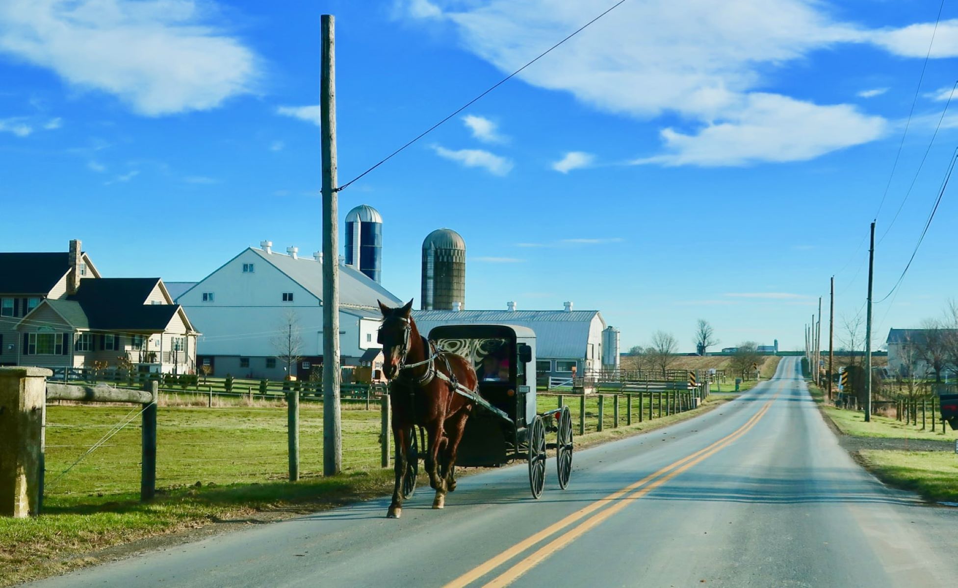 Sunken Roads Of Pennsylvania's Amish Country | TouristSecrets