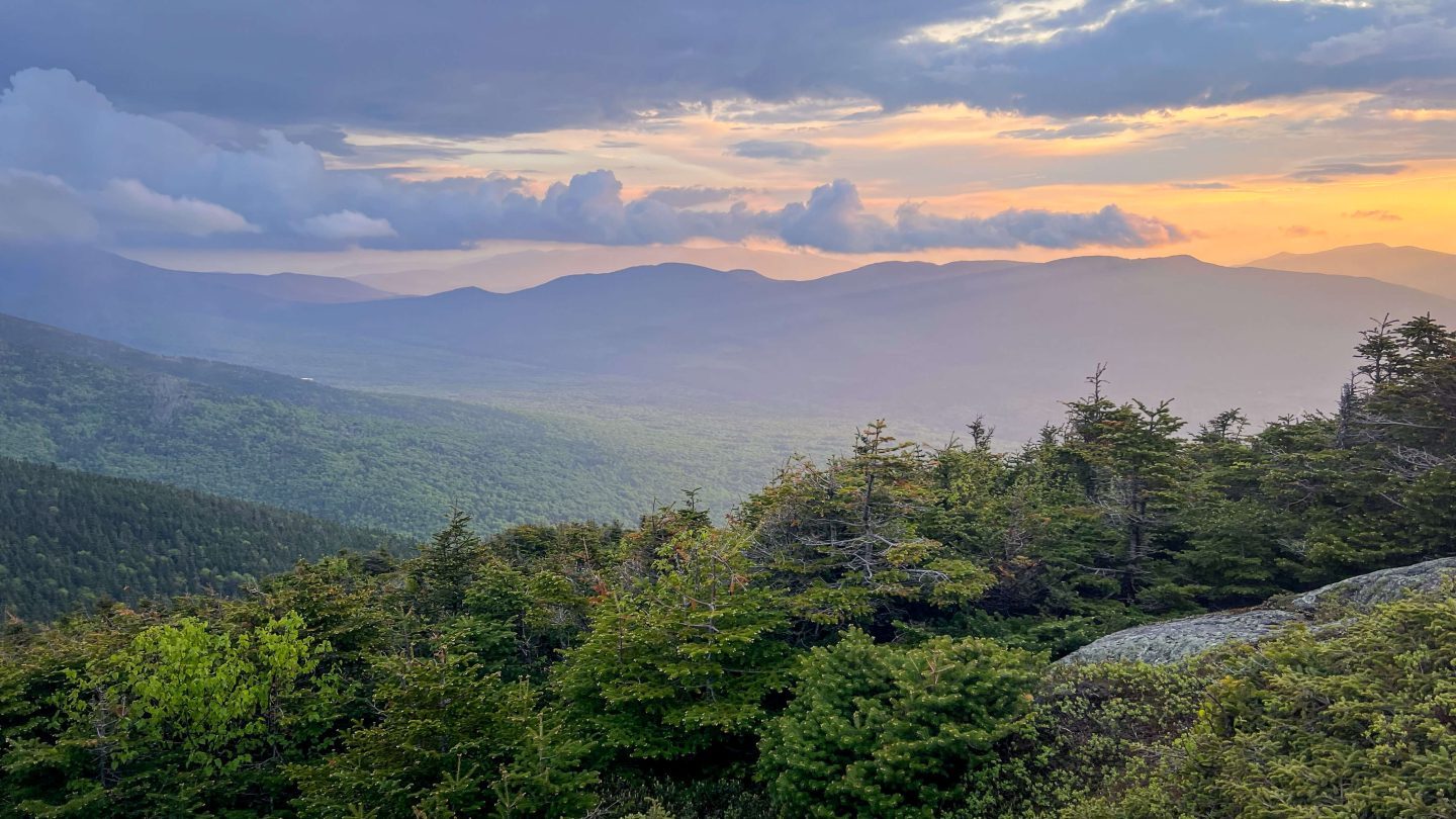 Hidden Trading Posts Of New Hampshire's Crawford Notch | TouristSecrets