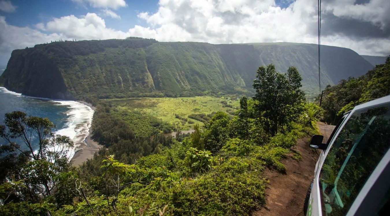 Secrets Of Hawaii's Hamakua Coast Springs | TouristSecrets