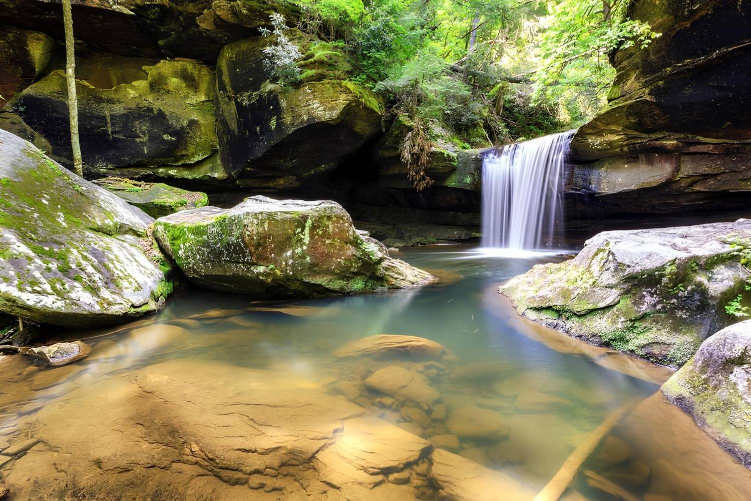 Mysteries Of Kentucky's Daniel Boone Trails | TouristSecrets