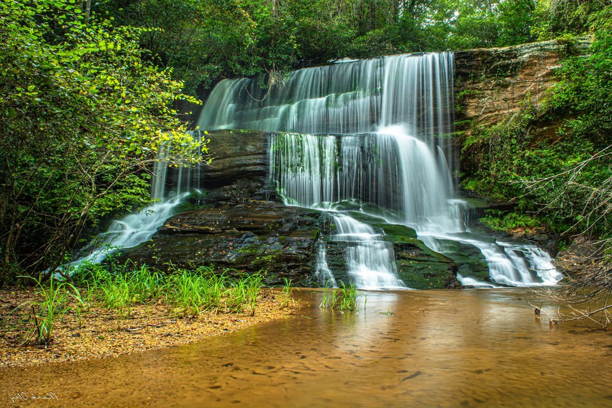 Mysteries Of South Carolina's Falls Creek | TouristSecrets