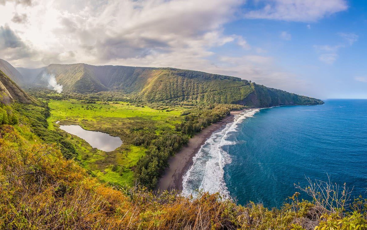 Mysteries Of Hawaii's Waipio Valley Waters | TouristSecrets