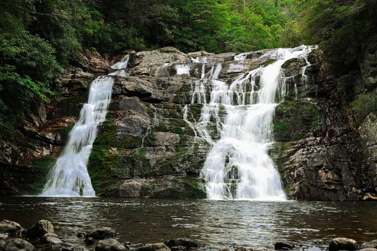 Mysteries Of Tennessee's Laurel Falls Lakes | TouristSecrets