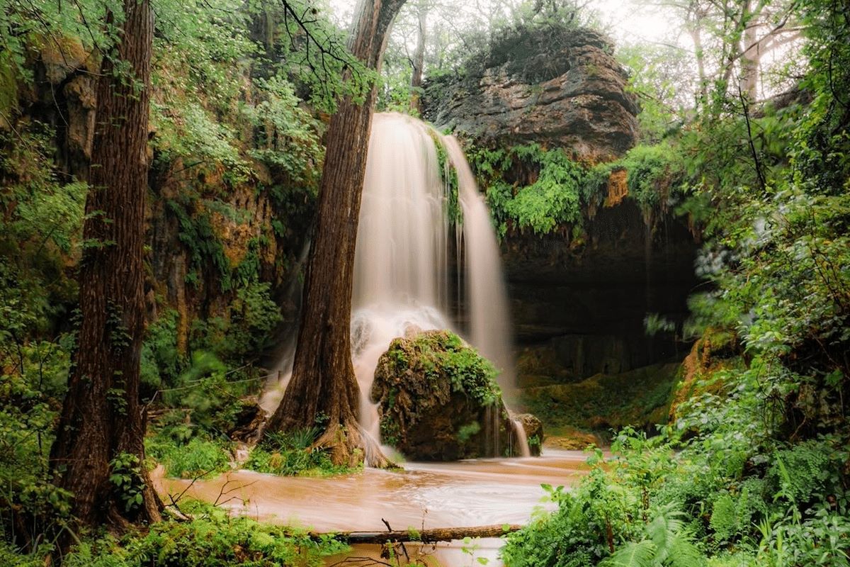 Mysteries Of Texas Capote Falls | TouristSecrets