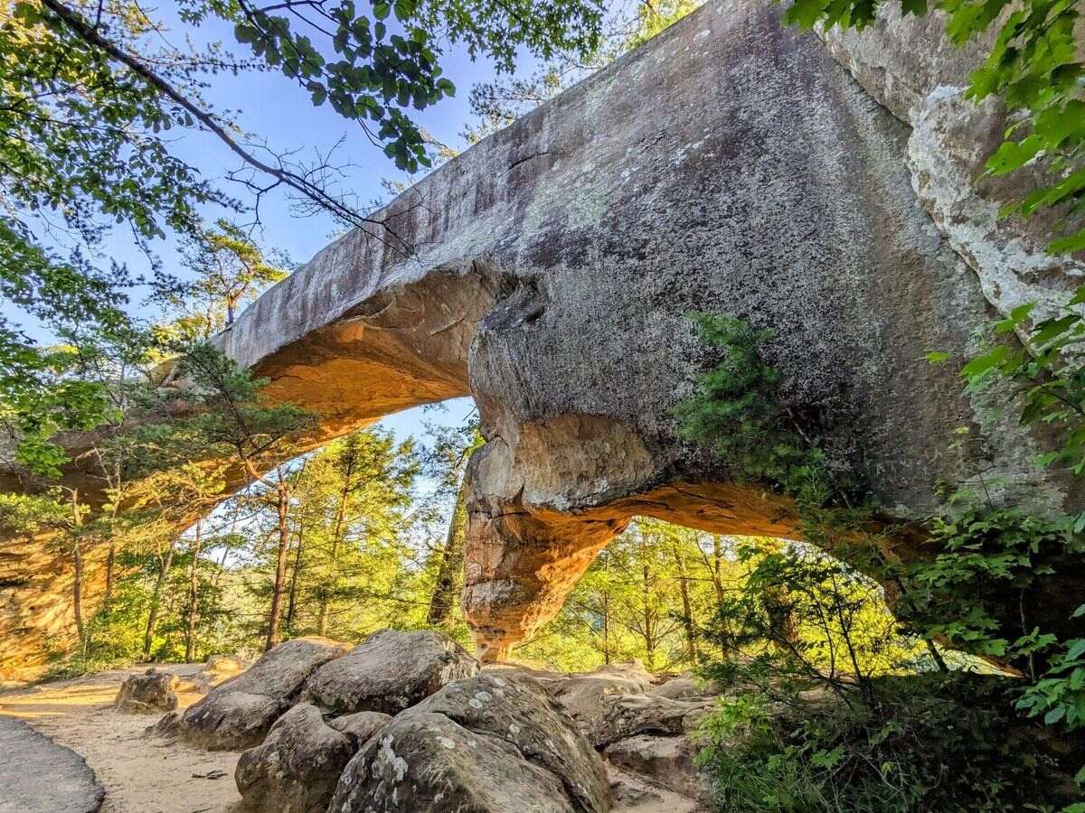 Mysteries Behind Kentucky's Sky Bridge | TouristSecrets