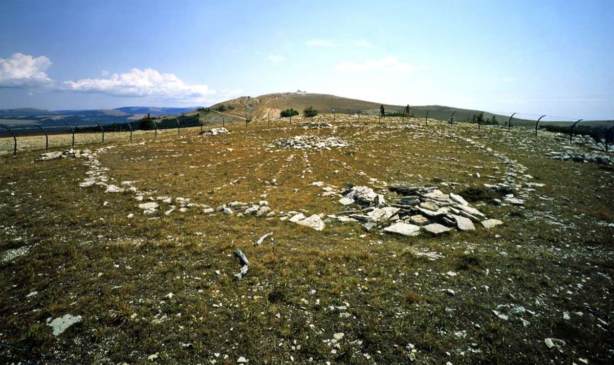 Secrets Of Montana's Pryor Mountains Medicine Wheels | TouristSecrets