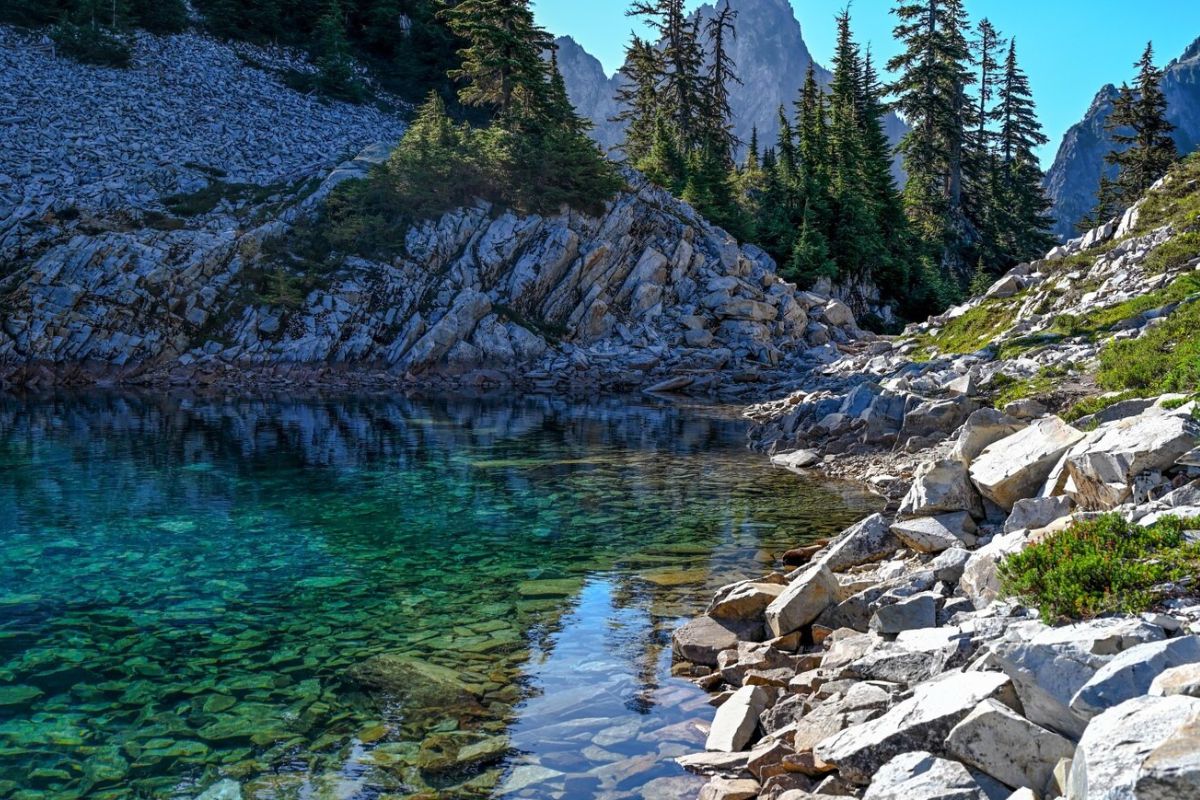 Secrets Of Washington's North Cascades Lakes | TouristSecrets