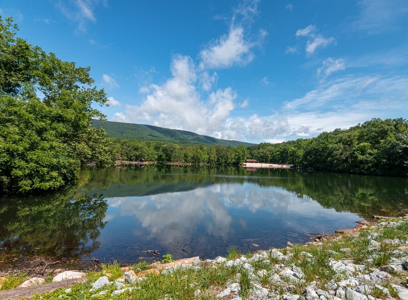 Hidden Springs Of West Virginia's Cacapon River | TouristSecrets